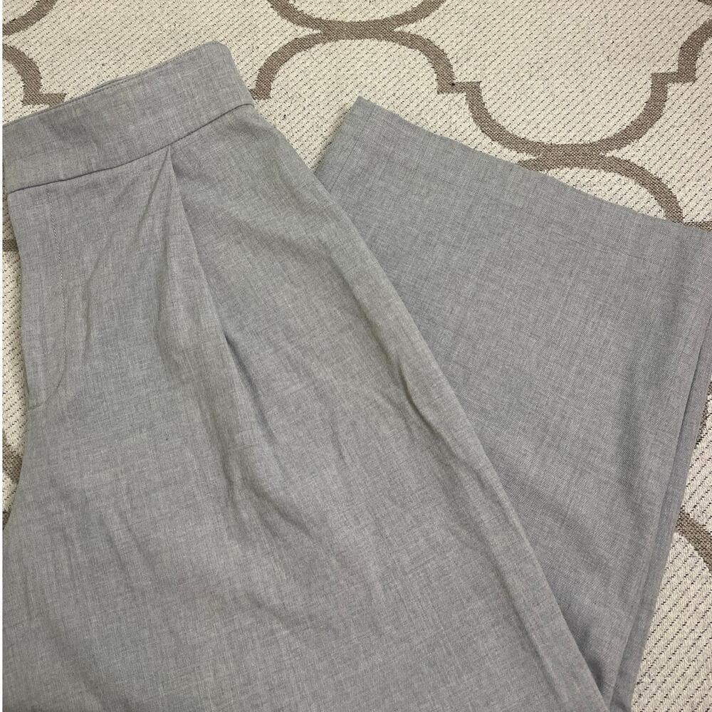 Club Monaco wool high rise cropped pleated wide leg flat front pants, size 8
